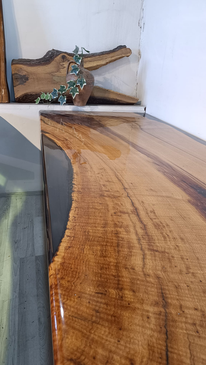 Özel Tasarım şeffaf Epoxy Doğal Ahşap Yemek Masası
